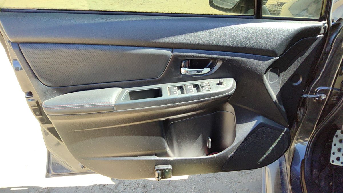 15-16 Wrx Driver Left Front Inside Door Trim Panel Wh Master Switch Cbl30 Carbon