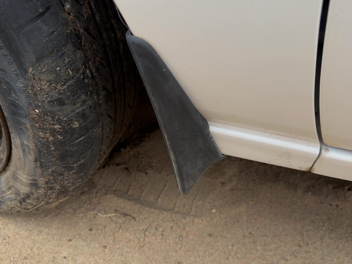 2000 Toyota Camry Fender Moulding
