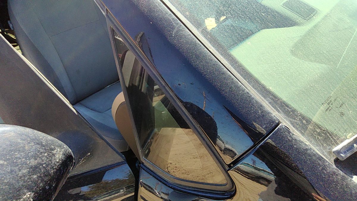 2004-2009 Toyota Prius Passenger Right Pillar Window Oem 6211047011