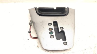 2006 Hyundai Tucson Floor Shifter Trim Bezel Surround Panel Oem