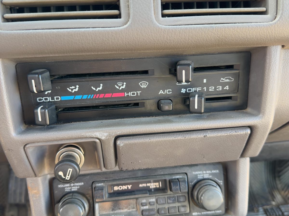 1988-1995 Isuzu Pup Temperature Control Module In Dash Heater Ac Head Unit Oem