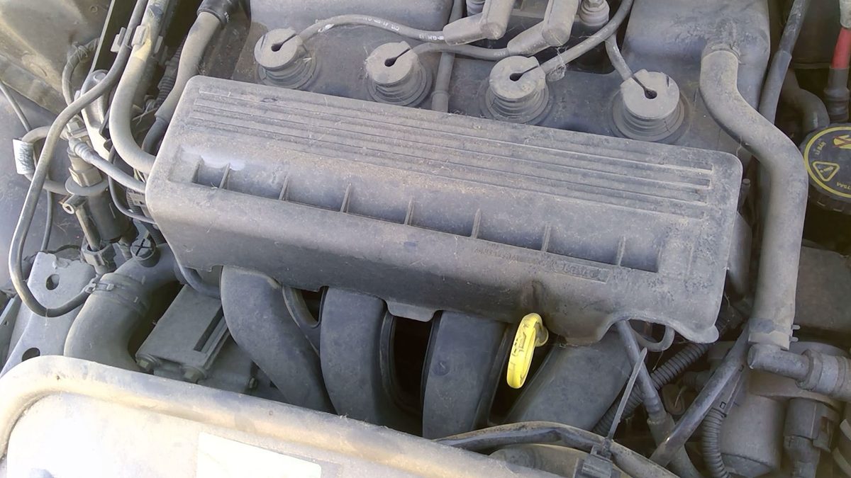 2003 Mini Cooper Engine Cover Top Plastic Shield Oem 1.6L 13537510290