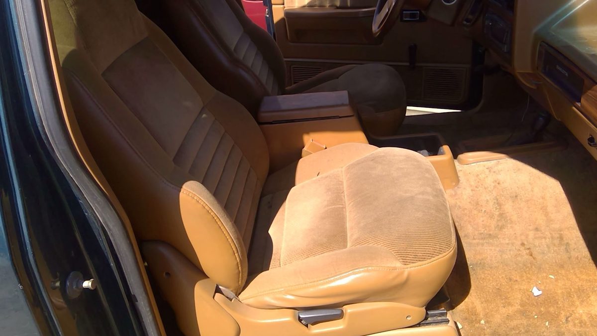 1993 Dodge Dakota Seat Track