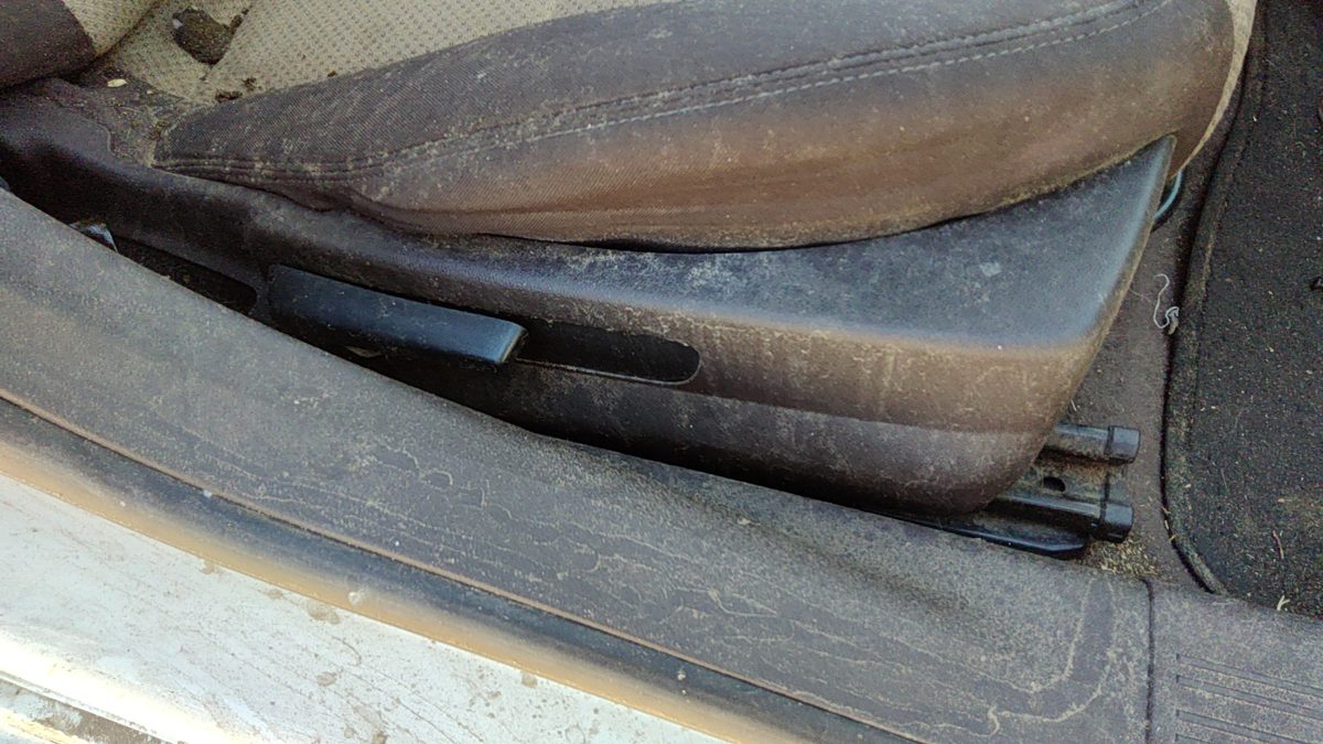 2011-2012 Chevy Malibu Passenger Right Side Seat Trim Panel Oem Tan 34B