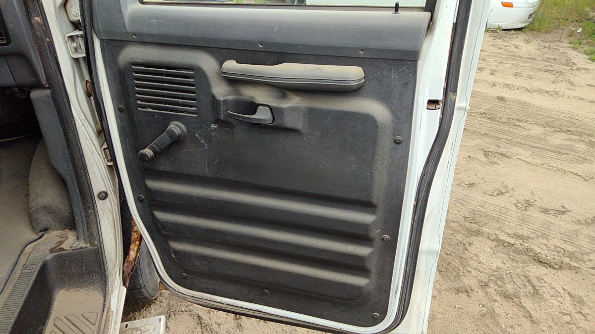 1992-1996 Ford Van E250 Passenger Right Front Door Trim Panel Manual Gray