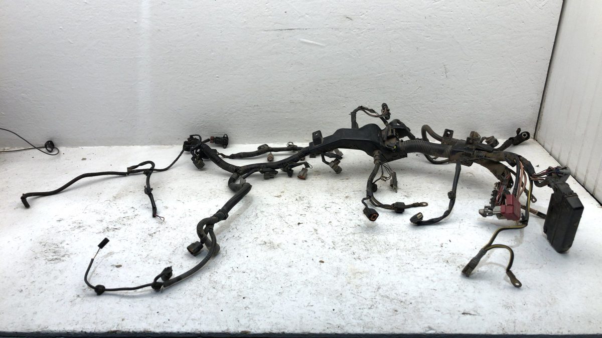 2004 Mitsubishi Endeavor Wiring Harness For Engine Oem 3.8L