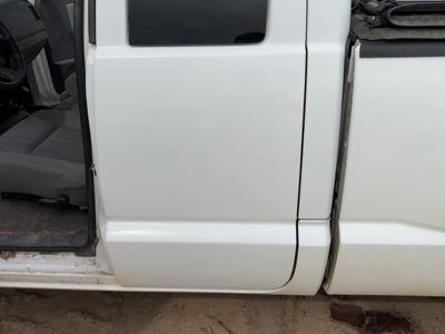 2006 Dodge Dakota Rear Door
