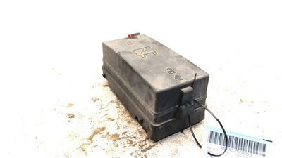 2000-2005 Buick Lesabre Engine Fuse Box Oem Power Distribution 3.8L 19300124