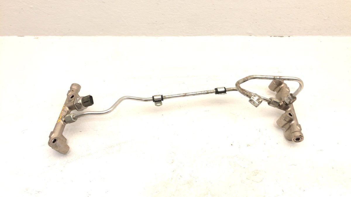2015-2023 Subaru Wrx Complete Fuel Rail With Injectors Set Loaded Oem 2.0L Turbo