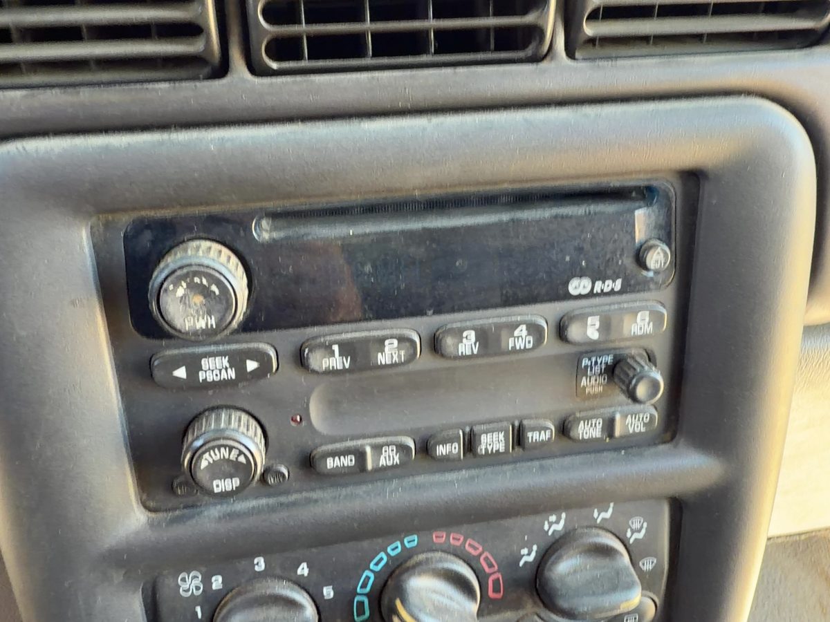 2000-2005 Chevy Venture Stock Radio Oem Factory Stereo Cd Player 10310456