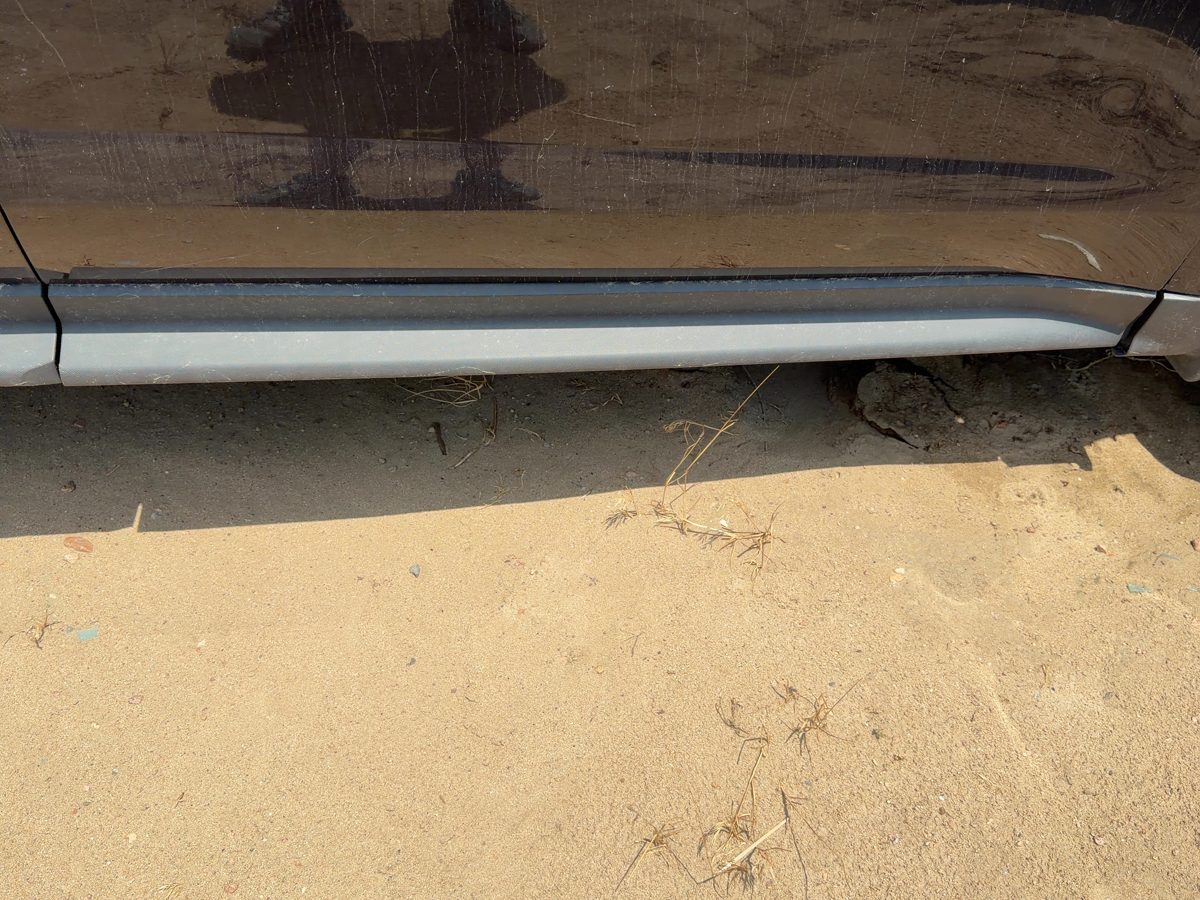 2010-2017 Chevy Equinox Passenger Right Front Moulding From Door Oem Trim Strip