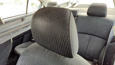 2011-2012 Subaru Legacy Outback Pair Of Front Headrests Oem Left Right Set Seat
