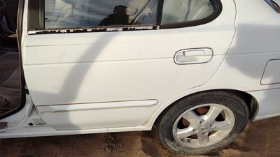 2002 Nissan Sentra Rear Door