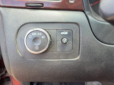 06-11 Chevy Impala Headlight Switch with Dimmer Trunk Release Ebony OEM 25821302