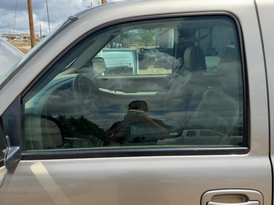 2000-2006 Chevy Suburban Driver Left Front Side Window Door Glass Oem 15891714