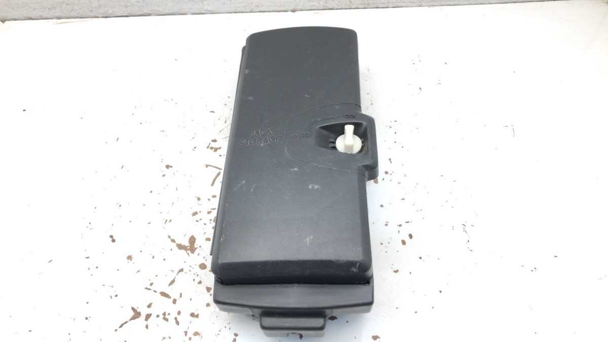 1991 Pontiac Bonneville Jack Kit Assembly With Storage Tray Box Oem Set