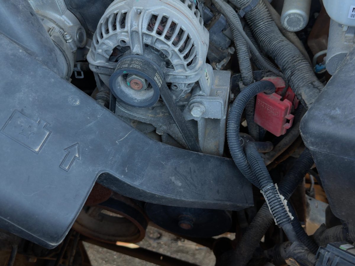 2005 Suburban 1500 Pwr. Steer. Bracket