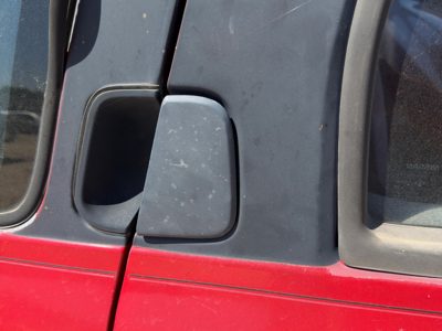 90-95 Nissan Pathfinder Passenger Right Rear Outside Door Handle OEM 82606-83G00