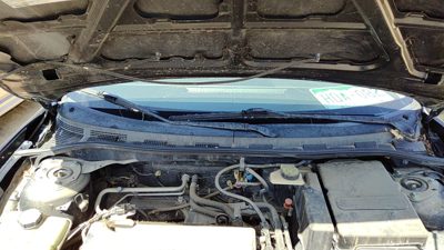 2007 Mazda 3 Windshield Wiper Cowl Vent Trim Panel Oem Cover