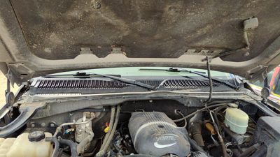 2001-2002 Chevy Silverado 2500 Windshield Wiper Cowl Vent Trim Panel Oem Cover