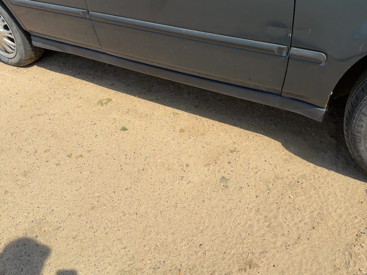 1997 Honda Civic Rocker Moulding