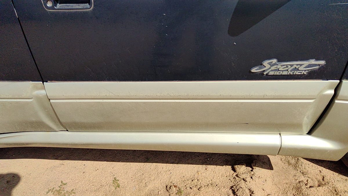 1996 97 Suzuki Sidekick Passenger Right Front Moulding From Door Oem Trim Strip