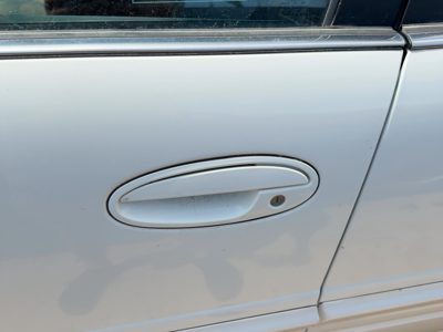 2000-2005 Buick Lesabre Driver Left Front Outside Door Handle Oem White 40U