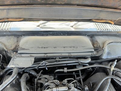 1980 Mercedes 450SL 107 Center Windshield Wiper Cowl Vent Trim Panel OEM Cover