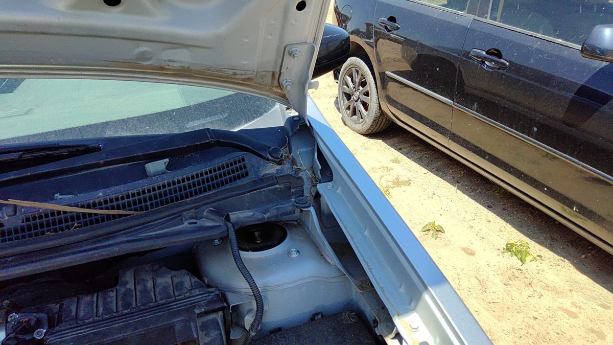 07-12 Nissan Sentra Sr Driver Left Hood Hinge Assembly Oem Silver K23 65401Et000