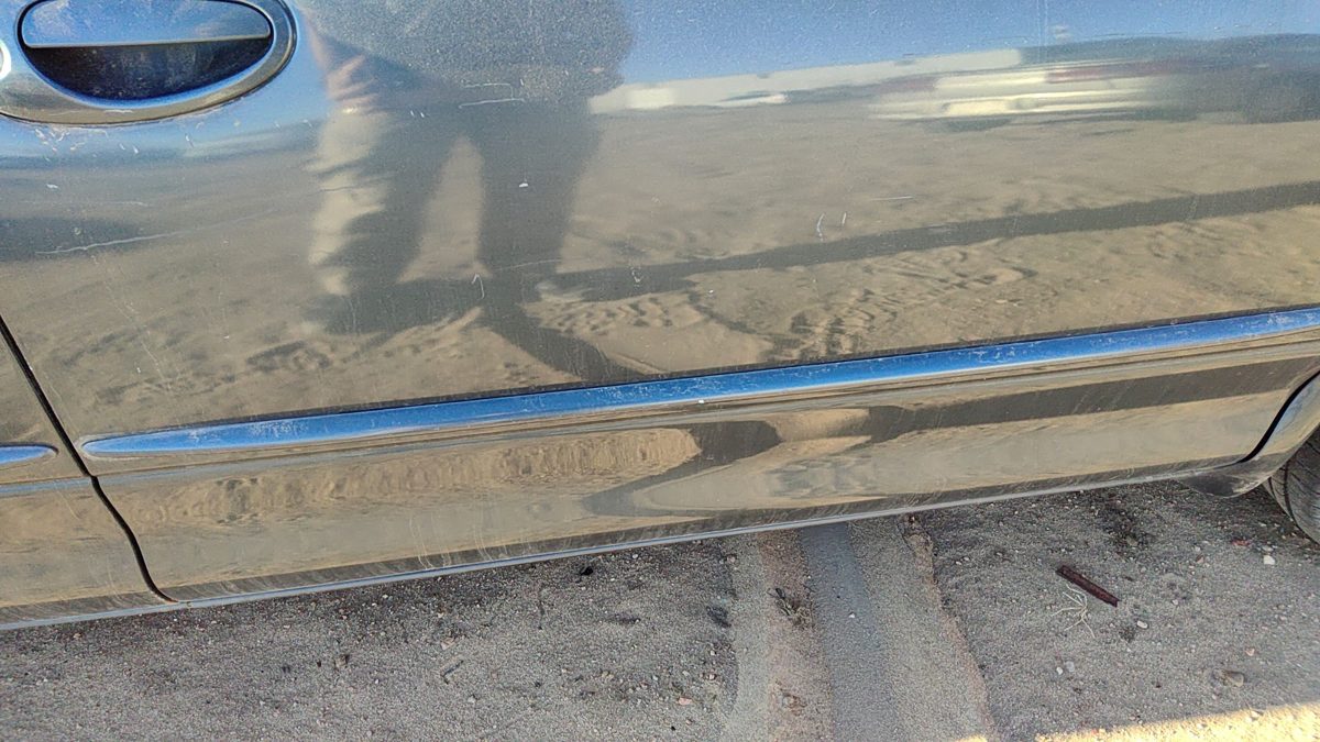 98-04 Intrepid Passenger Right Front Moulding From Door Trim Steel Blue Pbq