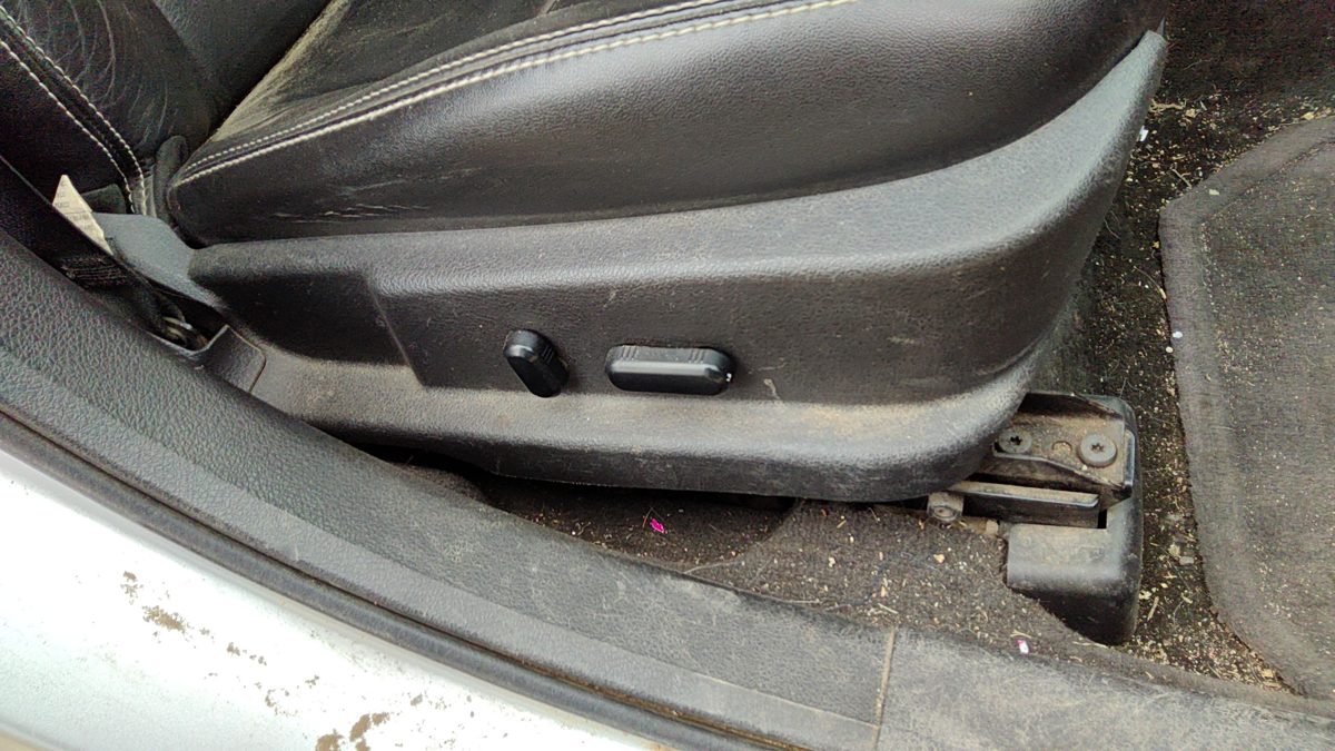12 Fusion Passenger Right Side Power Seat Switch With Trim Panel Charcoal Fw