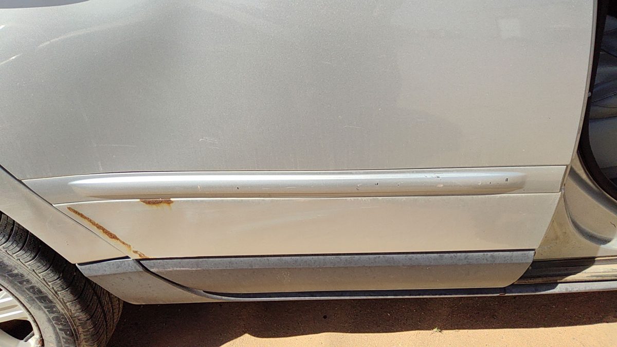 04-08 Pacifica Passenger Right Upper Rear Moulding From Door Oem Back Silver Ps2