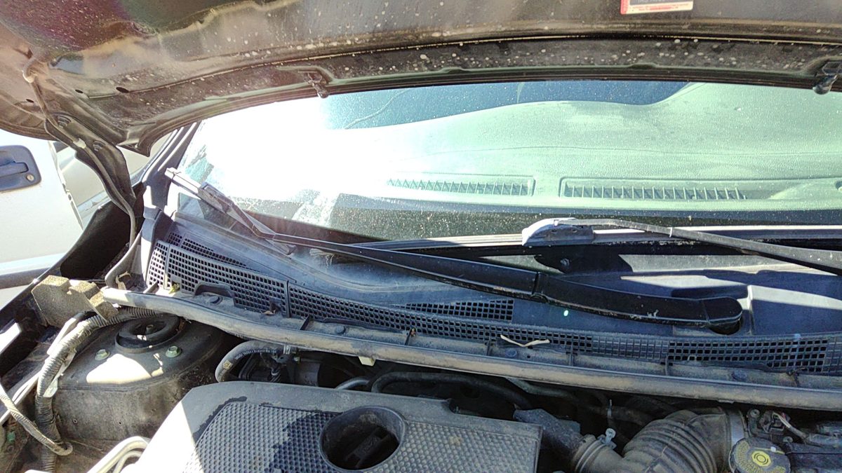 2013-2019 Nissan Sentra Passenger Right Windshield Wiper Arm Oem Blade Lever