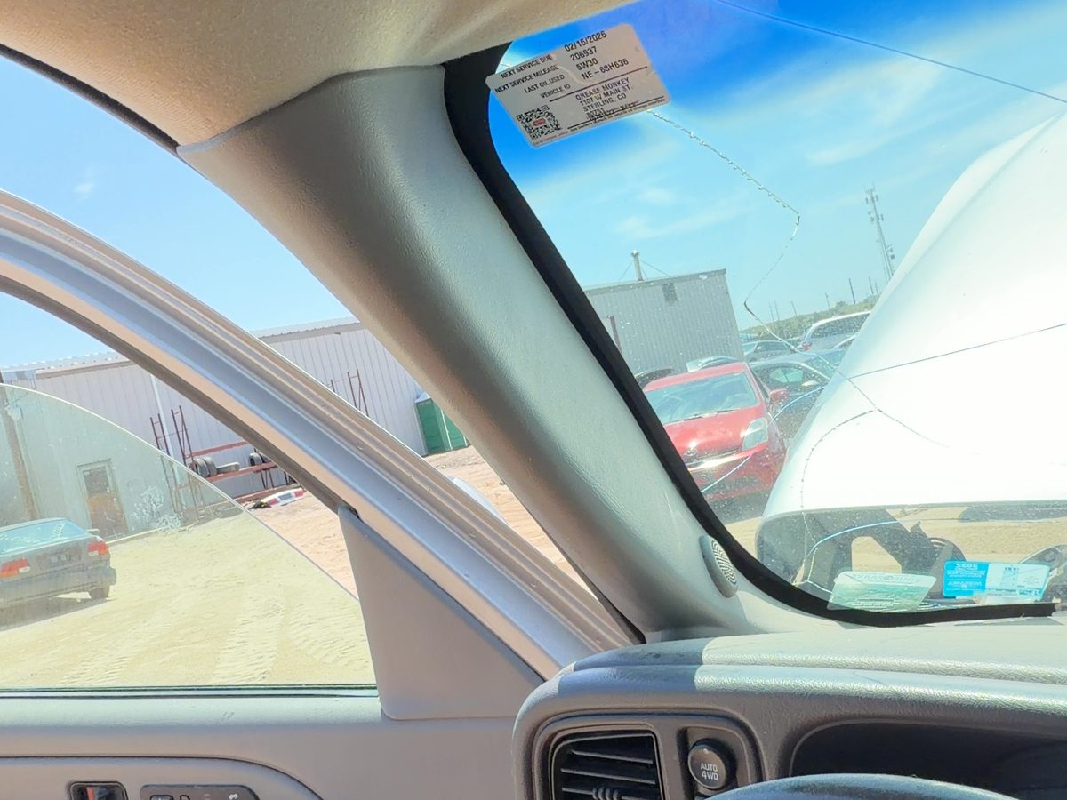 2005 Suburban 1500 A-panel Trim