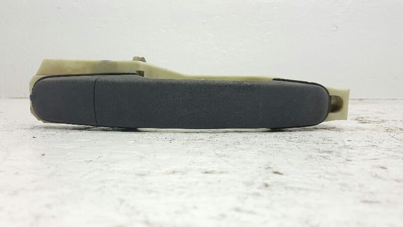 2005 Chevy Equinox Passenger Door Handle Exterior Door Front 20795369