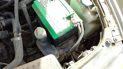 99-02 Cabrio Convertible Complete Battery Box Mount Tray With Hold Down Oem 2.0L