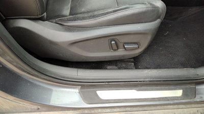 2016 Hyundai Tucson Passenger Right Side Power Seat Switch With Trim Panel Black