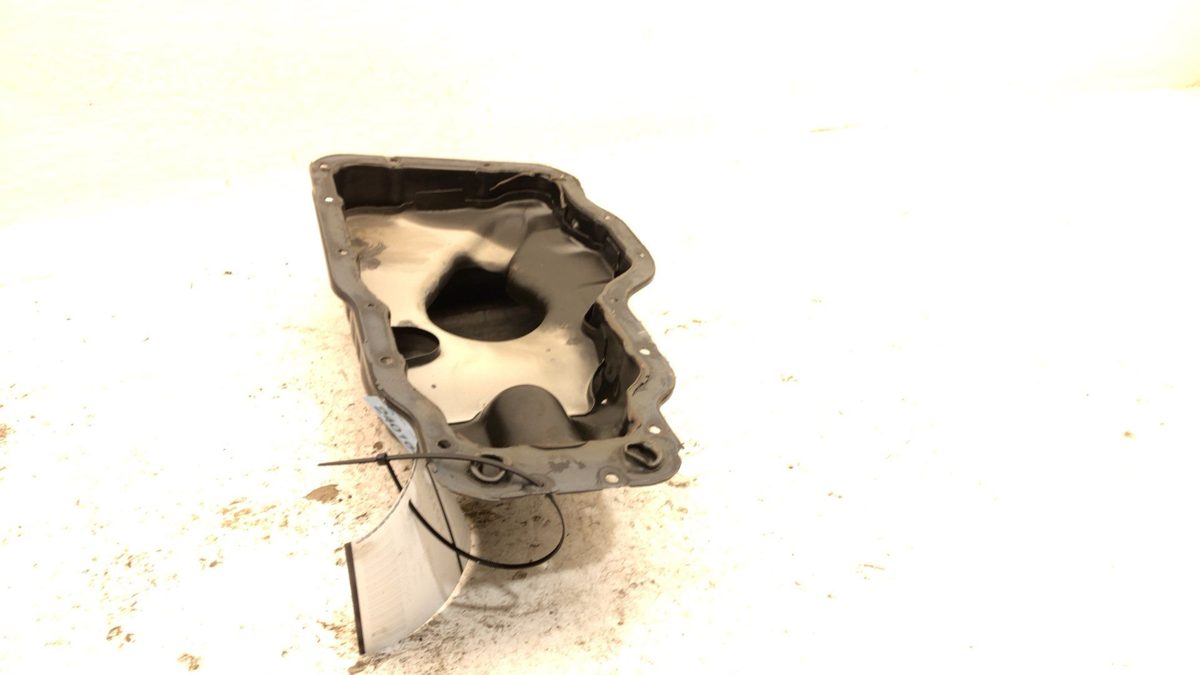 2014-2024 Kia Forte Engine Oil Pan With Good Drain Plug Oem 2.0L 215102E022
