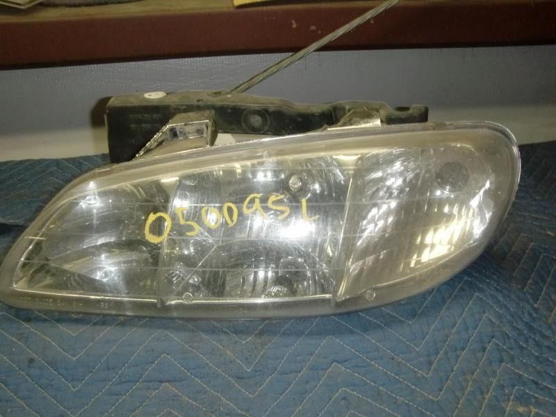 1996-1998 Pontiac Grandam Driver Left Head Light Oem Front Lamp 16524658