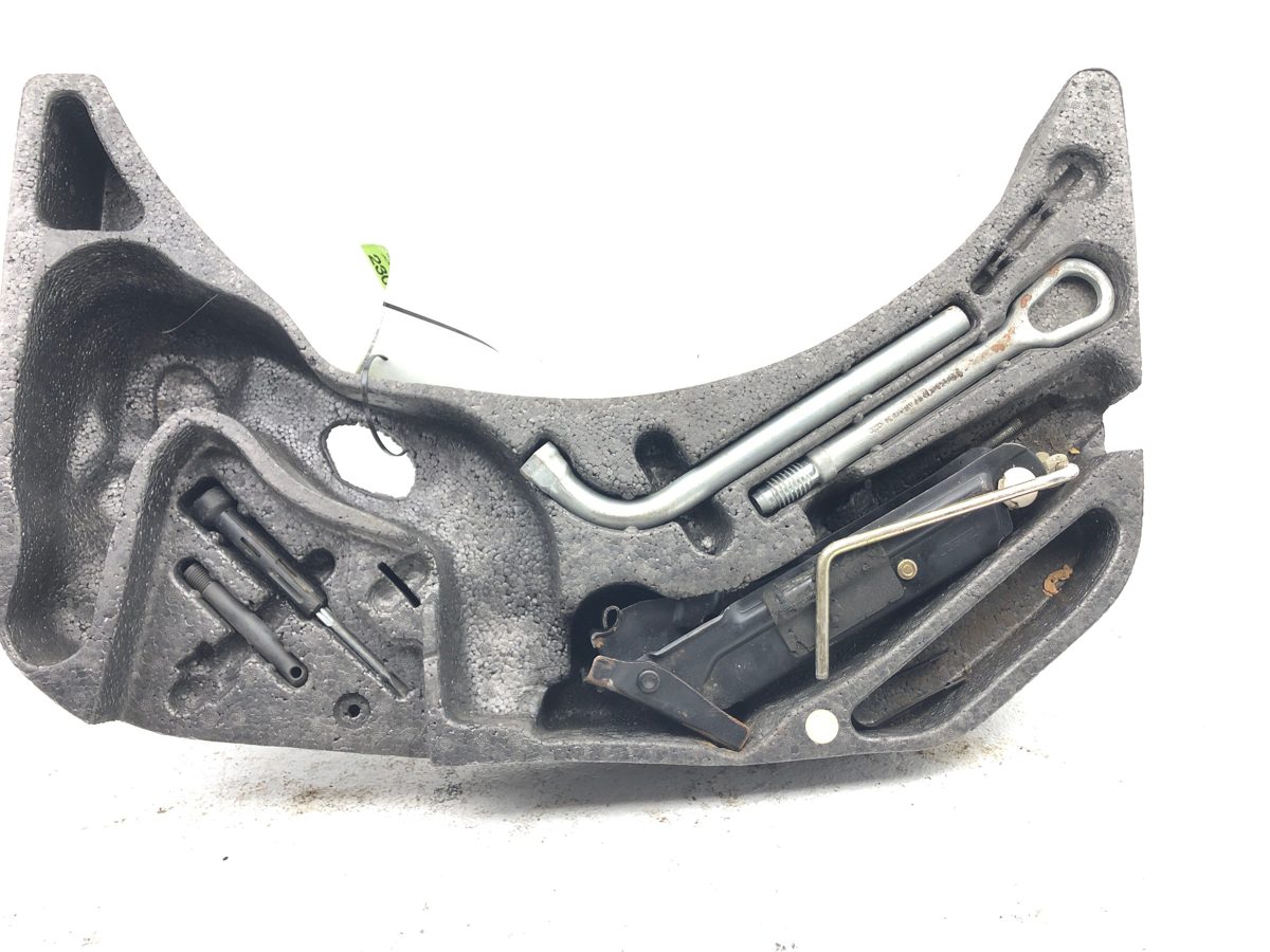 2000 Audi A8 Complete Jack And Tool Set With Tray Oem Emergency Spare Tire