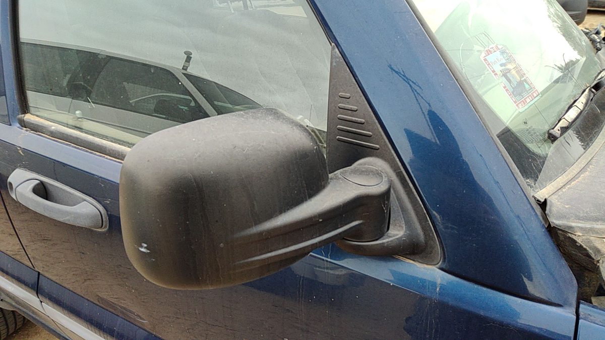 2002-2007 Jeep Liberty Passenger Right Side Mirror Door Mounted Oem Power