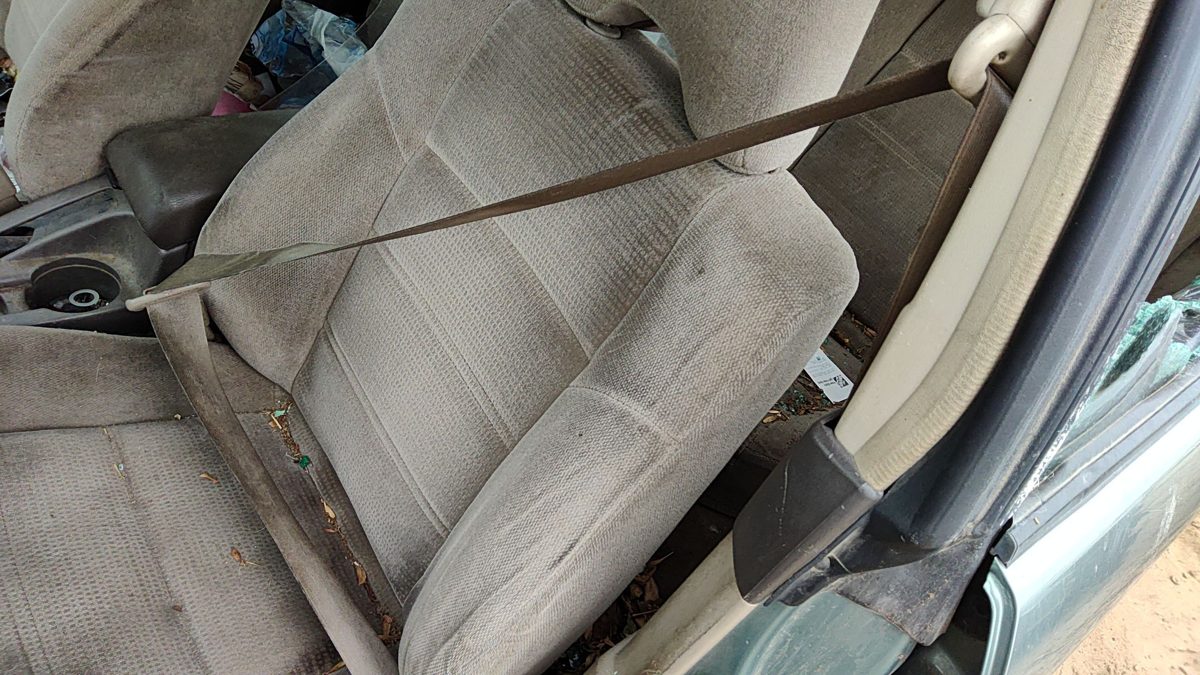 2002-2004 Legacy Outback Driver Left Front Seat Belt Retractor Oem Shoulder Tan