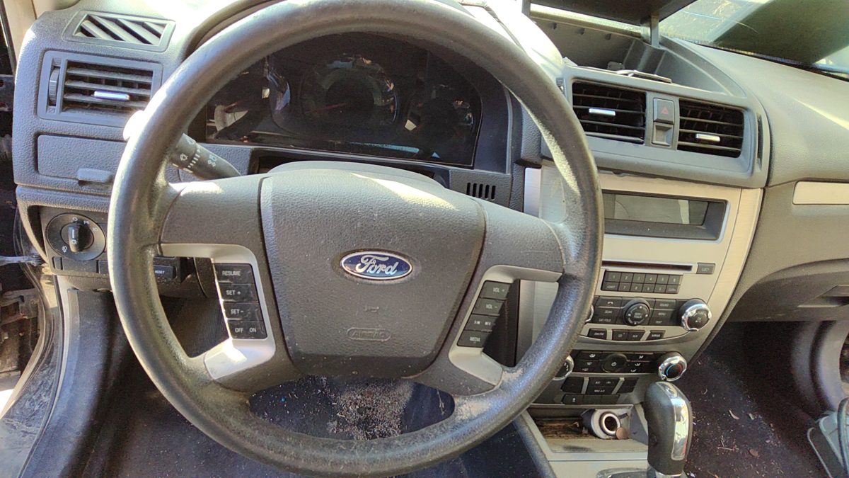 2010 Ford Fusion Steering Wheel