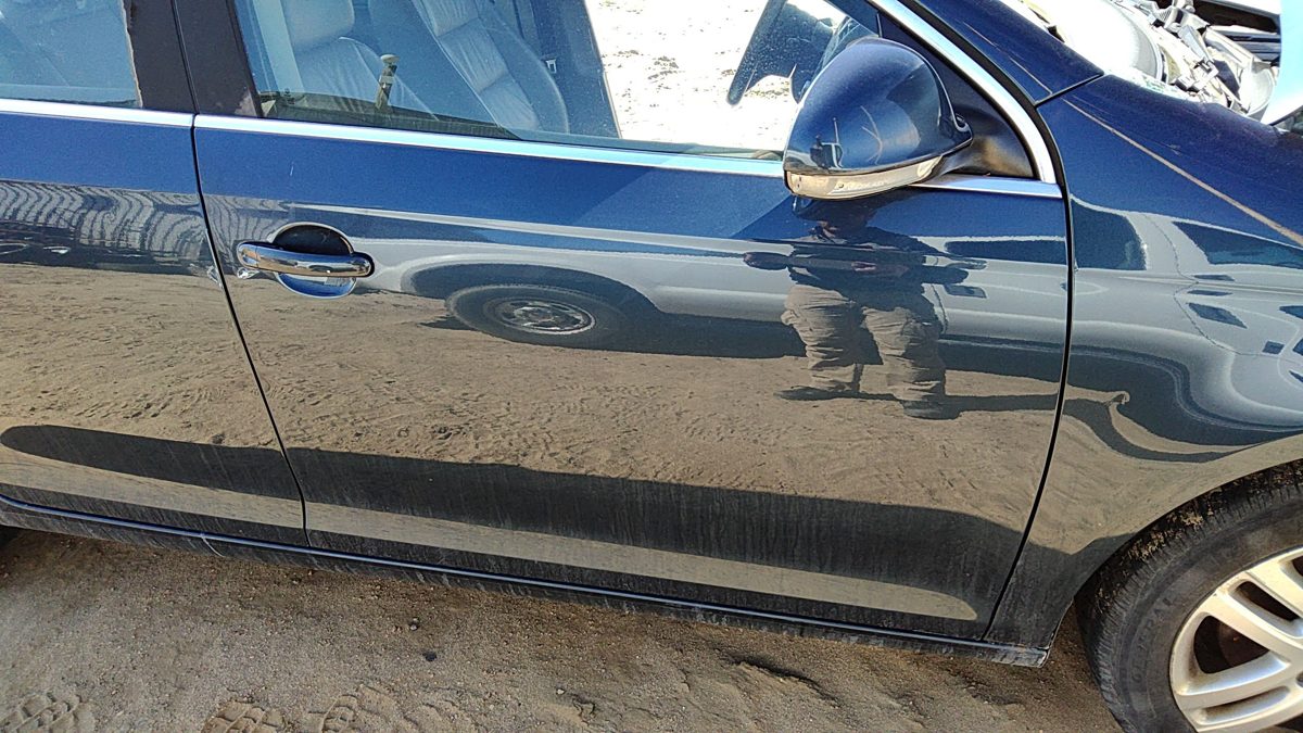 2006 Jetta Except Gli Front Door