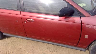 1998 Saturn S Series Front Door