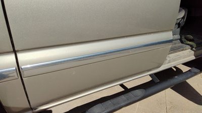 01-02 Sierra 2500 Hd Passenger Right Rear Moulding From Door Oem Back Trim Strip