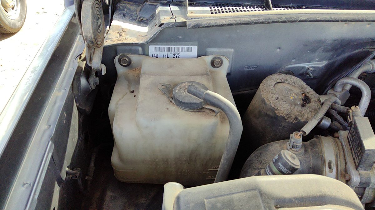 1999 Suburban 1500 Coolant Recovery Bottle