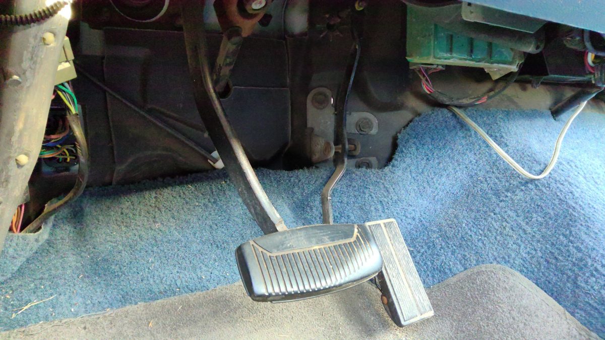 1995 Ford F150 Gas And Brake Pedal Assembly Automatic Transmission