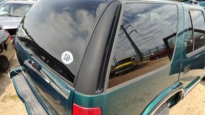 1995-1997 S10 Blazer Passenger Right Rear Moulding On Quarter Panel Oem