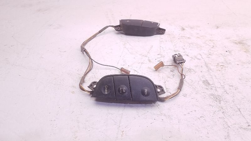 1995-2000 Ford Contour Cruise Control Buttons On Steering Wheel Oem F5rz13k359b